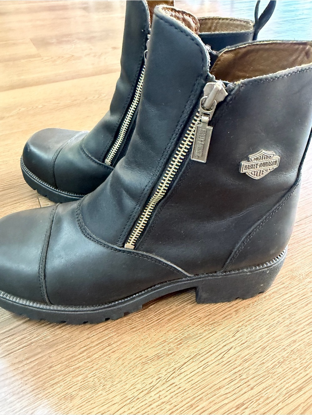 Harley-Davidson Amherst Women's Black Leather Side-Zip Ankle Boots Sz 10